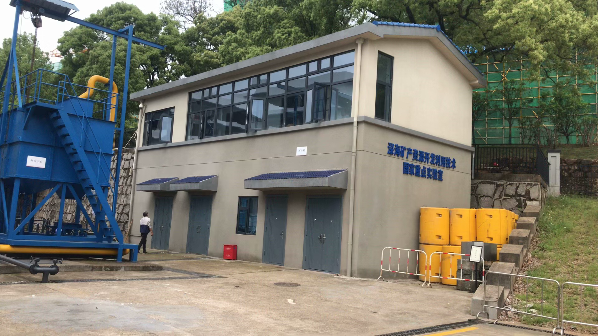 墙体、风电塔筒防护装饰一体耐侯涂层